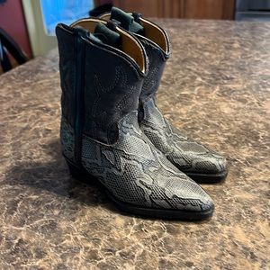 Toddler boy, cowboy boot. Size 7 1/2. Made in USA. Worn but still in good shape
